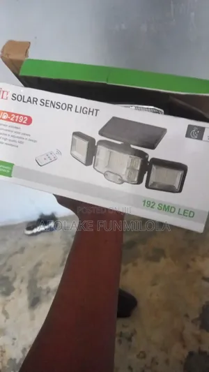 3 Head Solar Sensor Light