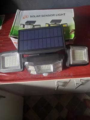 3 Head Solar Sensor Light