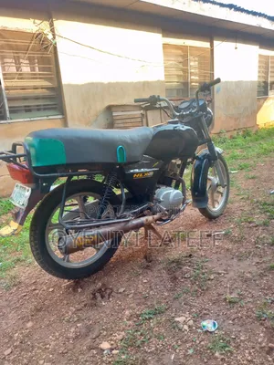 TVS HLX 125 2023 Black