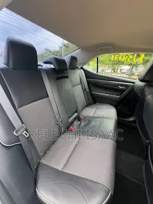 Toyota Camry SE 4dr Sedan (2.5L 4cyl 6A) 2015 White