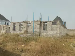 4bdrm Duplex in Lugbe District. for sale