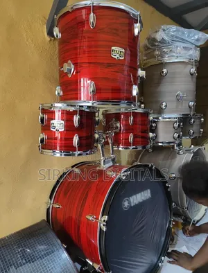 5pcs Yamaha Drum Set With Chemical and Boom Stands