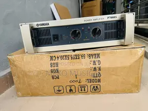 Yamaha Power Amplifier P7000s