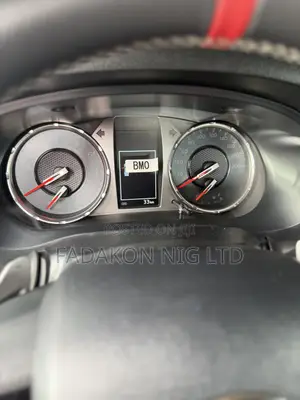 New Toyota Hilux 2025 Black