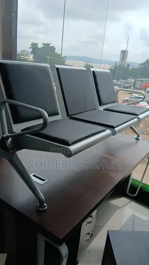 Three Seaters Waiting Chair