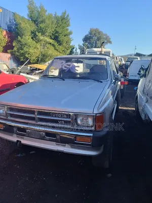 New Toyota Hilux 1997 Silver