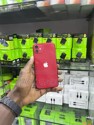 Apple iPhone 11 64 GB Red