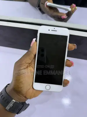 Apple iPhone 7 32 GB Silver