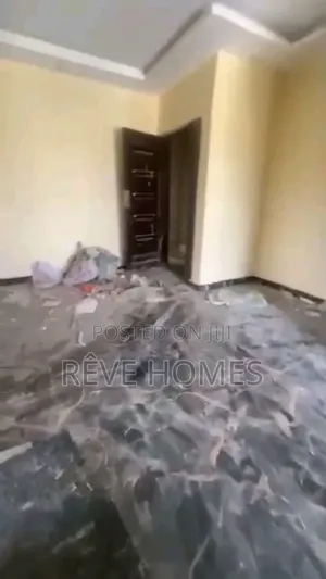 Mini Flat in Adekunle for rent