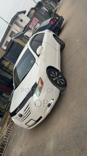 Toyota Camry 2009 White