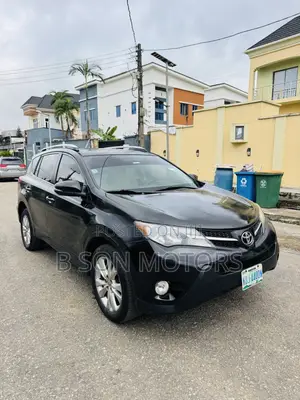 Toyota RAV4 Limited FWD (2.5L 4cyl 6A) 2016 Black