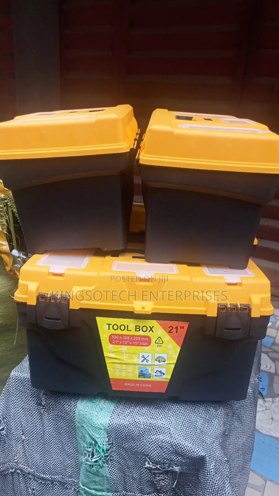 Plastic Empty Tools Box 21"