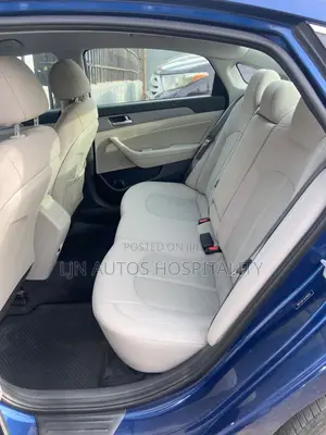 Hyundai Sonata SE 2018 Blue