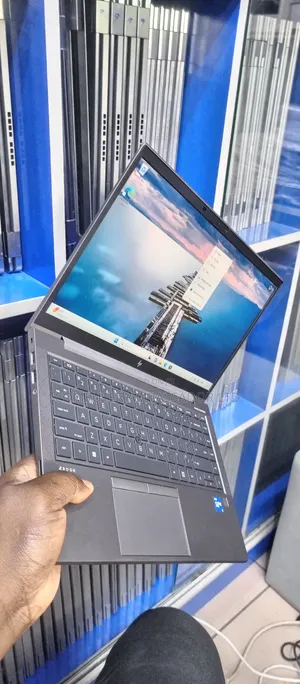 Laptop HP ZBook Firefly 14 G7 16GB Intel Core i5 SSD 256GB