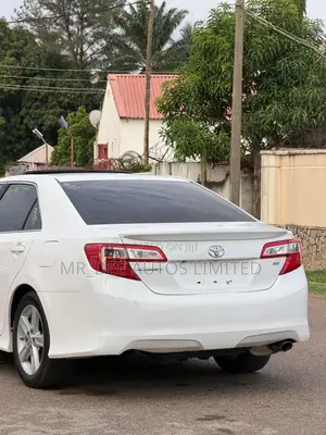 Toyota Camry 2014 White