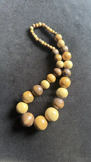 Natural Wooden Bead Necklace | Handmade | Unisex