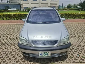 Opel Zafira 2004 Silver