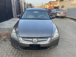 Honda Accord 2006 Gray