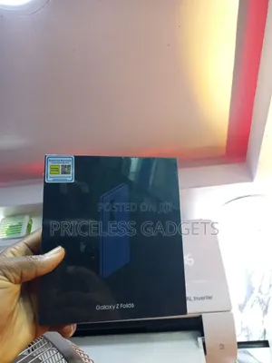 New Samsung Galaxy Z Fold6 256 GB Blue