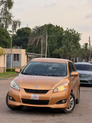 Toyota Matrix 2009 Orange