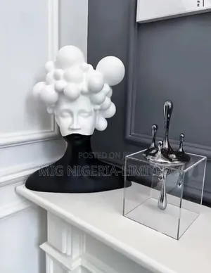 Figurines Decor Centre Piece Decoration Human Head Black and White