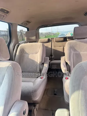 Toyota Sienna 2005 Gold