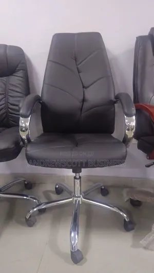 Black Leaf Design Chair