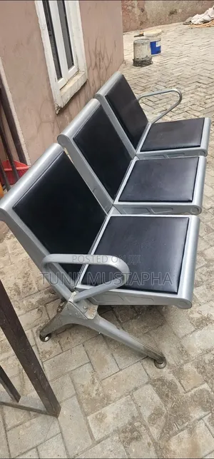 3 Seeter Iron Leather Made Reception Chair