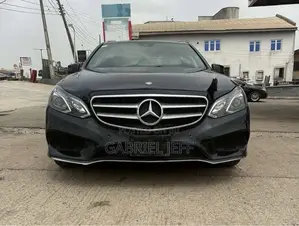 Mercedes-Benz E350 Base 4Matic Sedan AWD (3.5L 6cyl 7A) 2013 Black