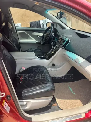 Toyota Venza 2010 Red