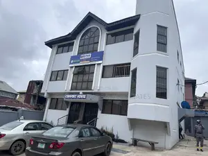 Modern Open Plan Office Space at Mokola