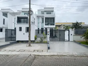 Furnished 6bdrm Mansion in Admirty Roads Lekki for sale