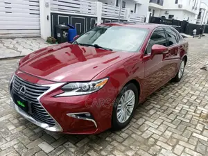 Lexus ES 2014 Red