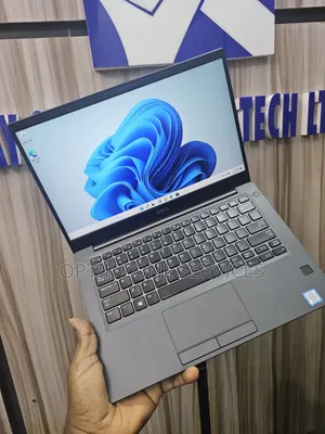 Laptop Dell Latitude 7390 8GB Intel Core i5 SSD 256GB