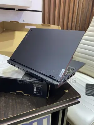 New Laptop Lenovo Legion Pro 7 32GB Intel Core Ultra 9 SSD 1T