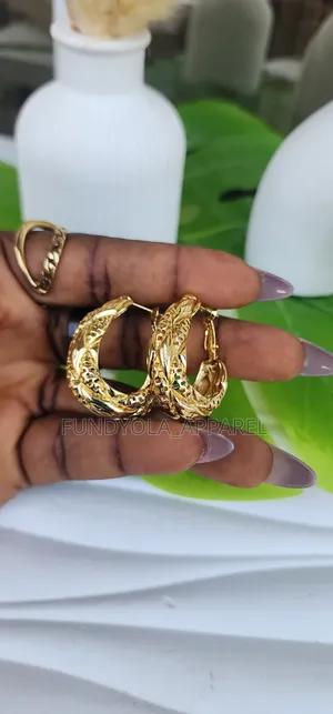 Hoops Copy Good Earring