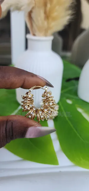 Midi Stoned Brasilian Earring