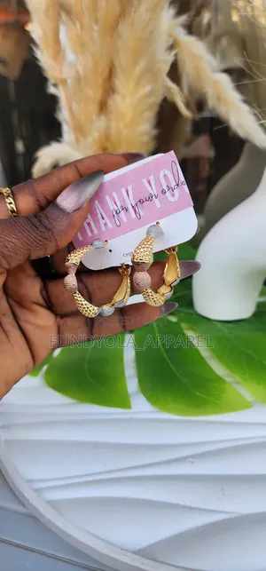 Loop Three Tone Earring