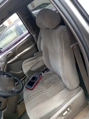Toyota Sienna 1999 Gold