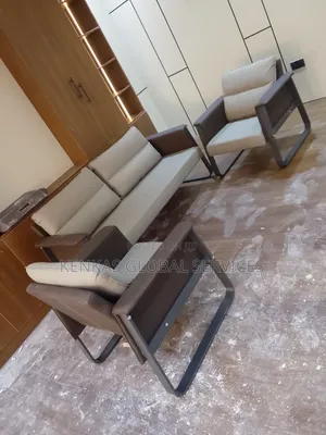 Office Mini Sofa Suitable for Your Office Space