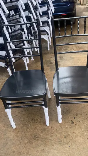 Black Chiavari Chair