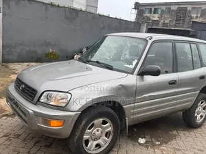 Toyota RAV4 2001 Silver