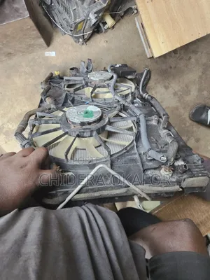 Radiator and Fan and Condenser for Toyota Rav4 V6 012