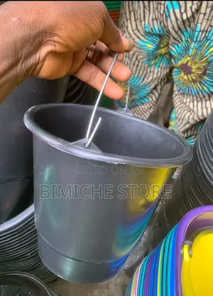 11l Plastic Bucket Per Dozen (12pcs)