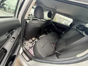 Toyota Matrix S Hatchback AWD (2.4L 4cyl 4A) 2012 Silver