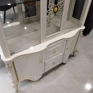 Wine Bar, Display Cabinet, or Show Glass