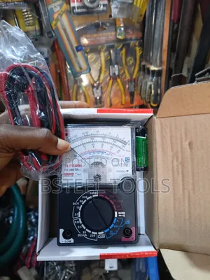Medium Analog Multimeter – Professional Electrical Testing Meter