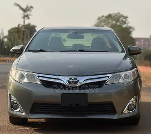 Toyota Camry 2013 Gray
