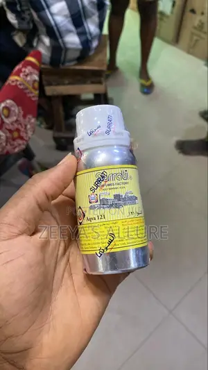 Surrati Aqva 121 Perfume Oil (Attar) | Alcohol-Free | Long-Lasting