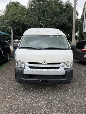 Toyota HiAce 2025 White